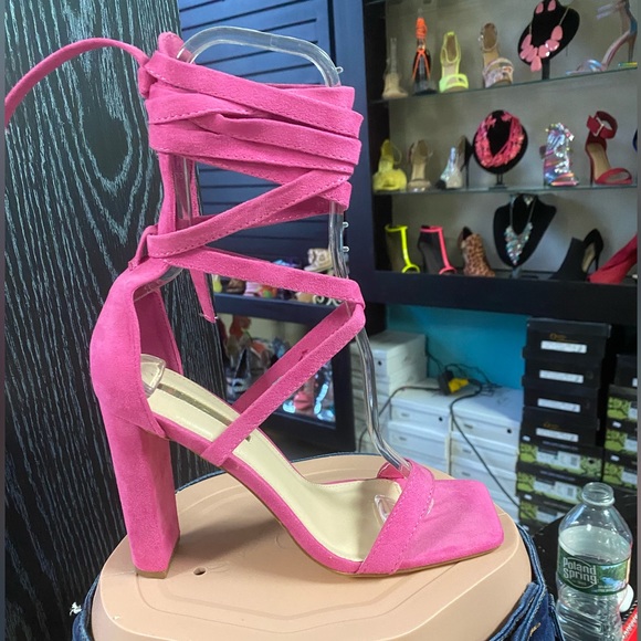 Liliana Shoes - NEW wrap up heel sandals, pink